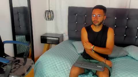 Alex Cortez online show from April 28, 2026, 7:30 pm