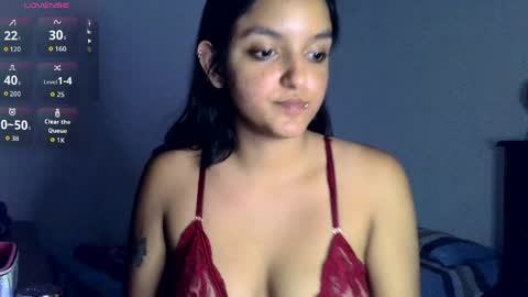 Bella online show from May 11, 2026, 11:35 pm