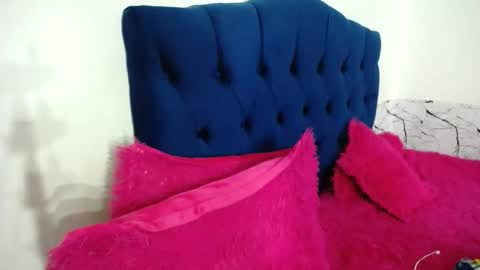 Snapshot of ari_coohachelaa chatting on April 21, 2026, 3:13 am ARIANNA online show from April 21, 2026, 3:13 am