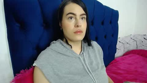 Snapshot of ari_coohachelaa chatting on May 18, 2026, 3:24 am ARIANNA online show from May 18, 2026, 3:24 am