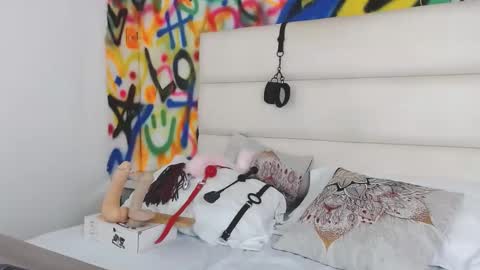 Snapshot of aria_martiin chatting on December 23, 2024, 3:23 pm aria online show from December 23, 2024, 3:23 pm