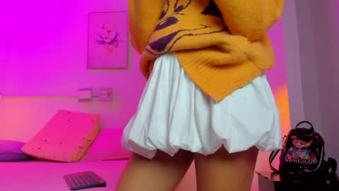 Snapshot of aria_millers1 chatting on May 7, 2026, 11:26 am aria_millers1 online show from May 7, 2026, 11:26 am