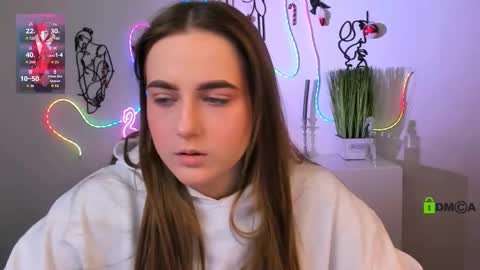 Luna online show from January 13, 2026, 5:57 am