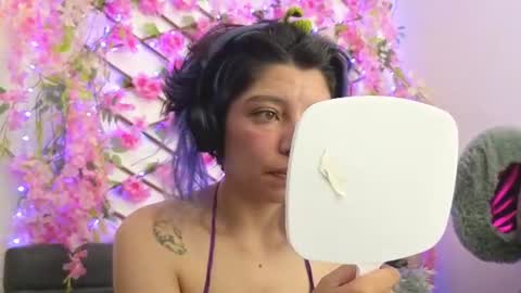 aria_silk online show from June 24, 2026, 7:46 pm