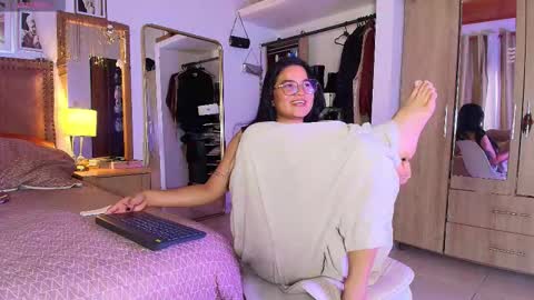 aria_sweet21 online show from March 3, 2026, 2:56 pm