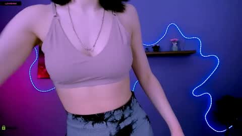 aria_wild_ online show from April 10, 2026, 6:56 pm