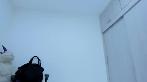 ariacoral online show from March 27, 2026, 1:22 pm