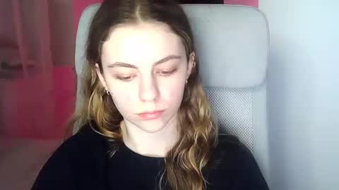 AriaCreazy online show from February 12, 2025, 9:22 pm