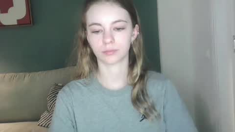 AriaCreazy online show from September 29, 2025, 6:29 am