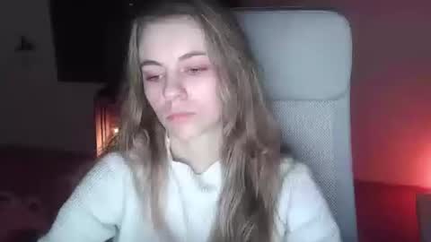 AriaCreazy online show from December 16, 2025, 9:42 pm