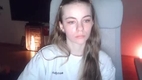 AriaCreazy online show from January 11, 2026, 9:20 pm