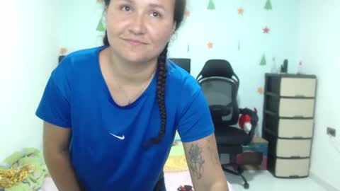 ...Ariana... online show from January 14, 2025, 5:01 pm