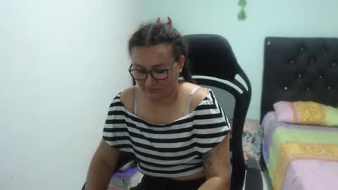 ...Ariana... online show from October 20, 2025, 5:35 pm