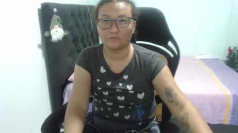 ...Ariana... online show from December 3, 2025, 8:40 pm