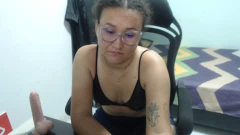 Snapshot of ariadna_6 chatting on June 22, 2026, 6:05 pm ...Ariana... online show from June 22, 2026, 6:05 pm