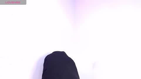 Snapshot of ariadna_tr chatting on January 14, 2025, 4:18 pm Ari online show from January 14, 2025, 4:18 pm