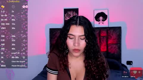 Snapshot of ariadna_tr chatting on November 12, 2025, 10:20 pm Ari online show from November 12, 2025, 10:20 pm