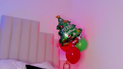 ariadnacolby online show from December 21, 2024, 2:09 am