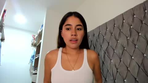 Snapshot of ariamontgomeryyy chatting on December 21, 2024, 11:56 pm Aria Montgomery online show from December 21, 2024, 11:56 pm