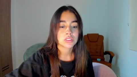 Snapshot of ariamontgomeryyy chatting on February 24, 2025, 8:27 am Aria Montgomery online show from February 24, 2025, 8:27 am