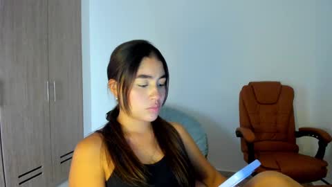 Snapshot of ariamontgomeryyy chatting on February 25, 2025, 6:03 am Aria Montgomery online show from February 25, 2025, 6:03 am