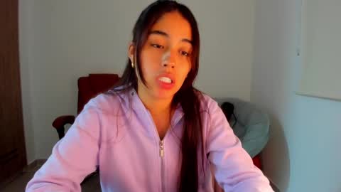 Snapshot of ariamontgomeryyy chatting on March 10, 2025, 3:12 am Aria Montgomery online show from March 10, 2025, 3:12 am