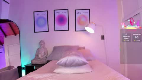 Aria online show from September 18, 2025, 8:00 pm