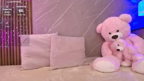 Snapshot of ariana_jhonson11 chatting on February 4, 2026, 12:11 pm Ariana online show from February 4, 2026, 12:11 pm