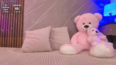 Snapshot of ariana_jhonson11 chatting on February 12, 2026, 12:22 pm Ariana online show from February 12, 2026, 12:22 pm