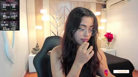 Snapshot of ariana_pierce chatting on March 3, 2025, 5:09 am Ariana online show from March 3, 2025, 5:09 am