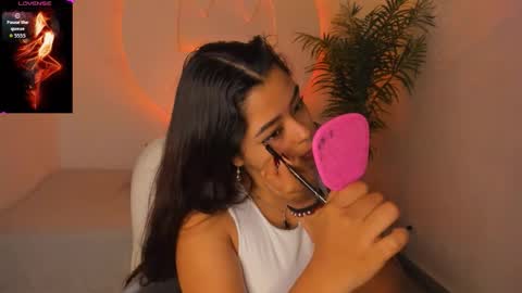 Snapshot of ariana_pierce chatting on December 5, 2025, 1:09 pm Ariana online show from December 5, 2025, 1:09 pm