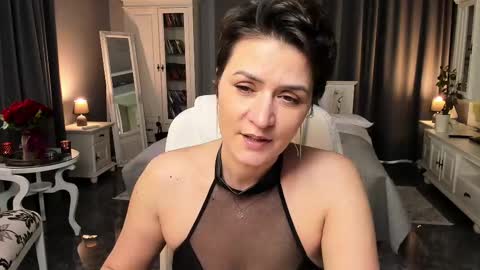 Ana online show from February 18, 2025, 2:49 pm