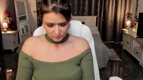 Ana online show from December 14, 2025, 12:54 pm