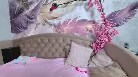 arianna_flower online show from April 8, 2026, 1:16 am