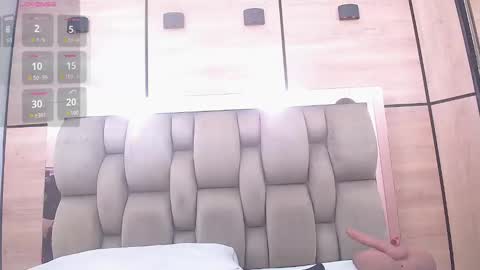 arianna pearl online show from December 14, 2024, 1:38 pm