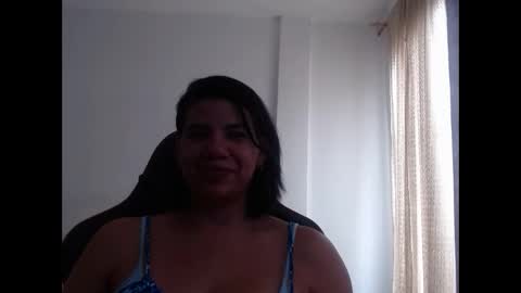 Snapshot of ariannaloovel chatting on December 2, 2024, 5:04 pm ariannaloovel online show from December 2, 2024, 5:04 pm