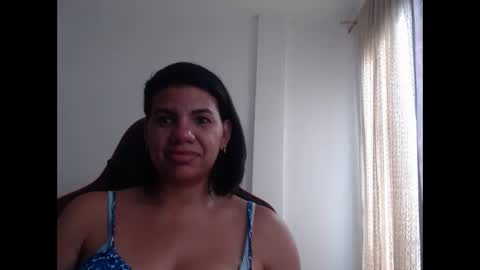 Snapshot of ariannaloovel chatting on December 2, 2024, 8:11 pm ariannaloovel online show from December 2, 2024, 8:11 pm