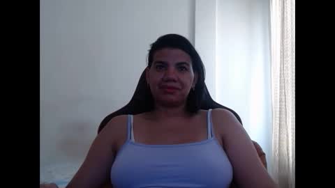 Snapshot of ariannaloovel chatting on December 4, 2024, 3:43 pm ariannaloovel online show from December 4, 2024, 3:43 pm