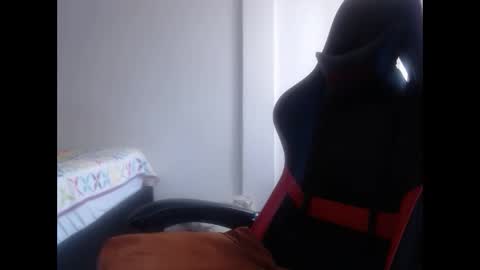 Snapshot of ariannaloovel chatting on January 2, 2025, 6:56 pm ariannaloovel online show from January 2, 2025, 6:56 pm