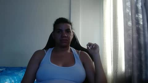 Snapshot of ariannaloovel chatting on January 9, 2025, 10:09 pm ariannaloovel online show from January 9, 2025, 10:09 pm