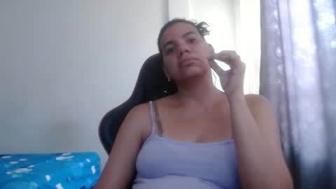 Snapshot of ariannaloovel chatting on October 14, 2025, 5:14 pm ariannaloovel online show from October 14, 2025, 5:14 pm