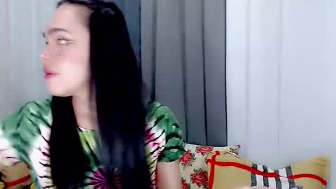 ARIANNE CUMS  online show from March 3, 2025, 7:10 am