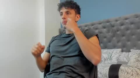 ariasaadeh online show from September 28, 2025, 11:59 am