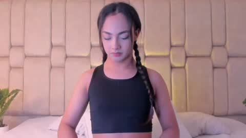 Welcome to Ari room online show from July 12, 2026, 8:00 pm
