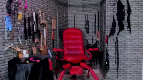 Ariel  online show from March 10, 2026, 5:01 am