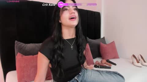 Snapshot of ariel_jonnes chatting on December 20, 2025, 9:00 pm Ariel online show from December 20, 2025, 9:00 pm