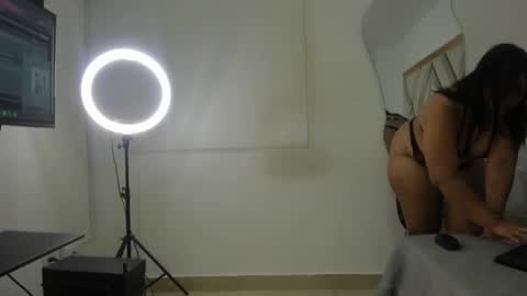 arielasm online show from January 16, 2026, 1:59 pm