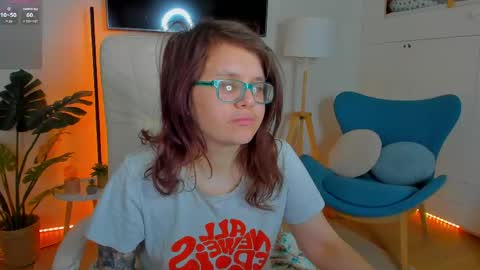 Ariell Mini online show from March 16, 2026, 6:50 am