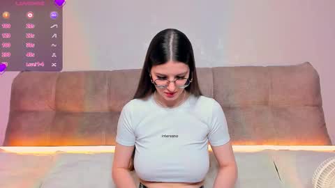 Snapshot of ariellateska chatting on February 28, 2026, 4:24 am Ariella online show from February 28, 2026, 4:24 am