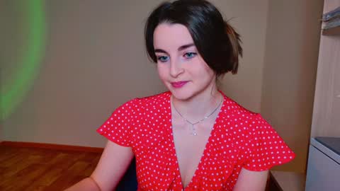 arielstonks_lovee online show from January 28, 2025, 5:14 pm